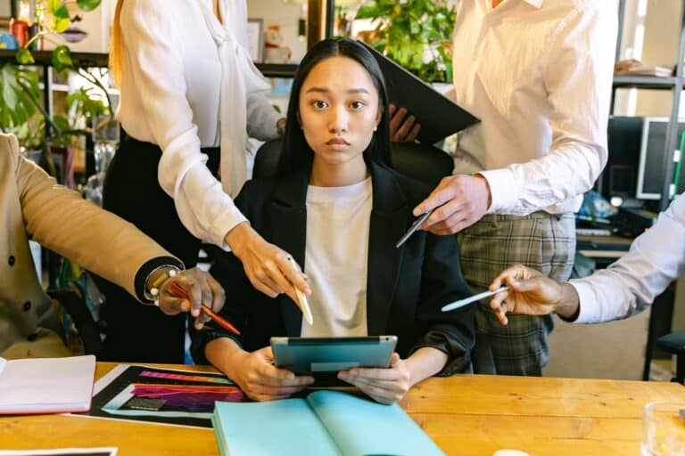 Performance Review Ready: 5 Steps to Silence Imposter Syndrome