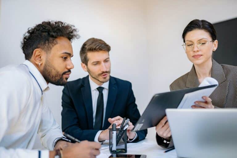 The H1-B Professional’s Guide Five Key Strategies for Mastering Your Performance Review